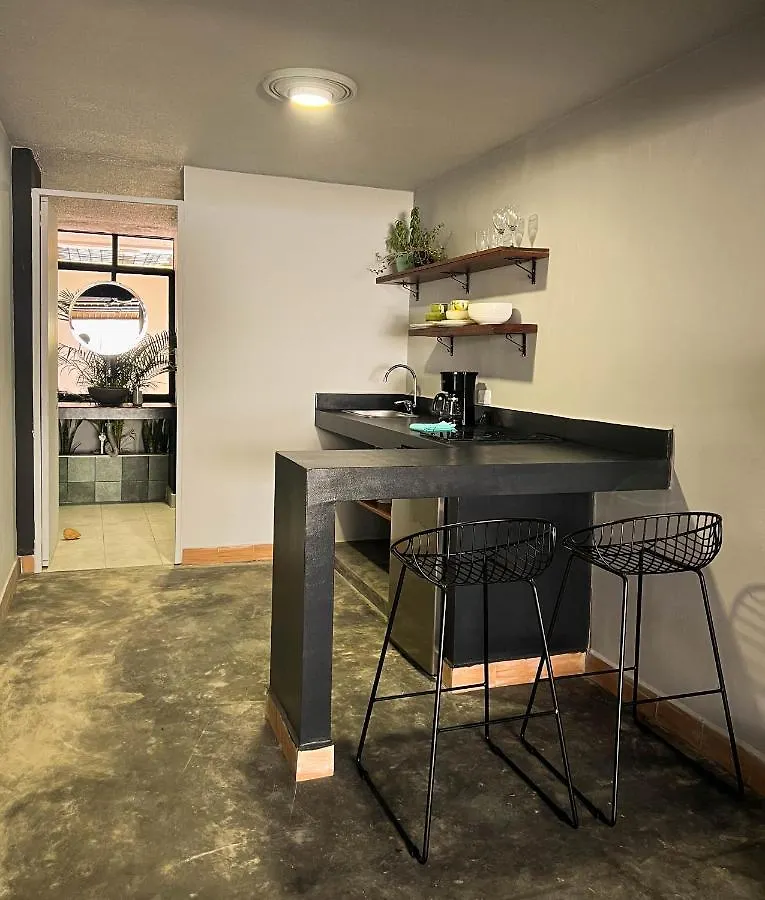 Apartment Park & Relax: Your Private Garage Medellin Colombia